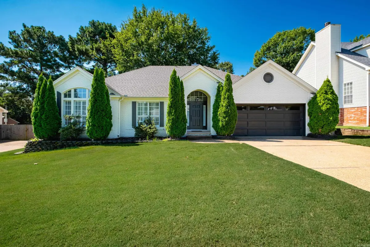 35 Westoak Cir, Little Rock, AR 72223 - #1