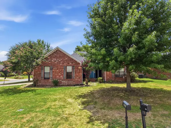 2505 Gladiola, Conway, AR 72034