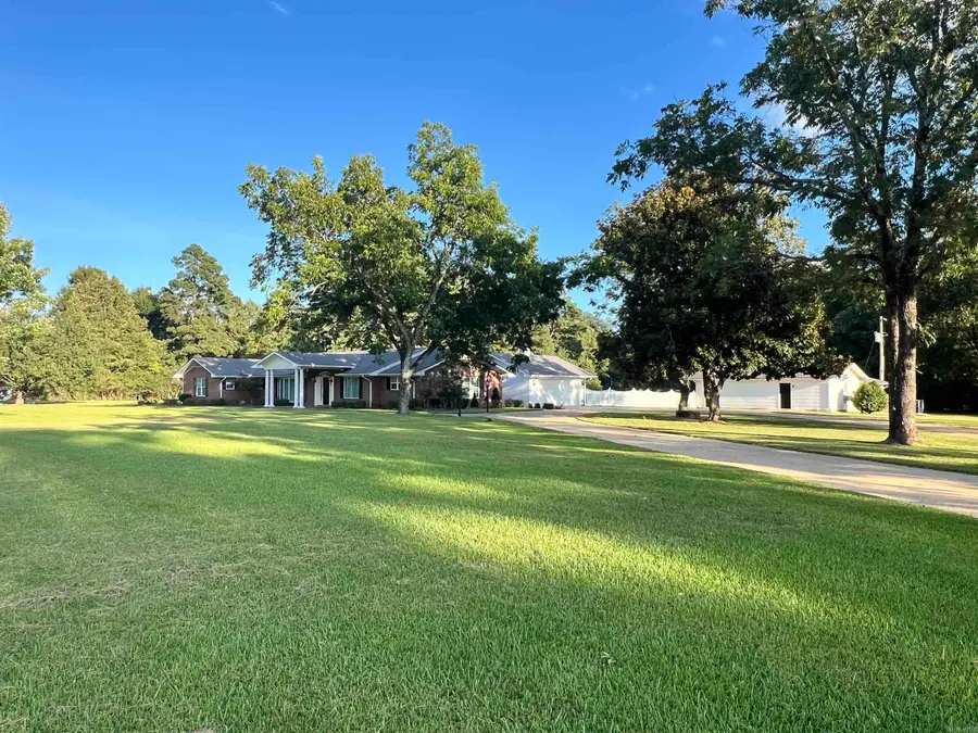 204 Roosevelt Drive, Star City, AR 71667 - #3