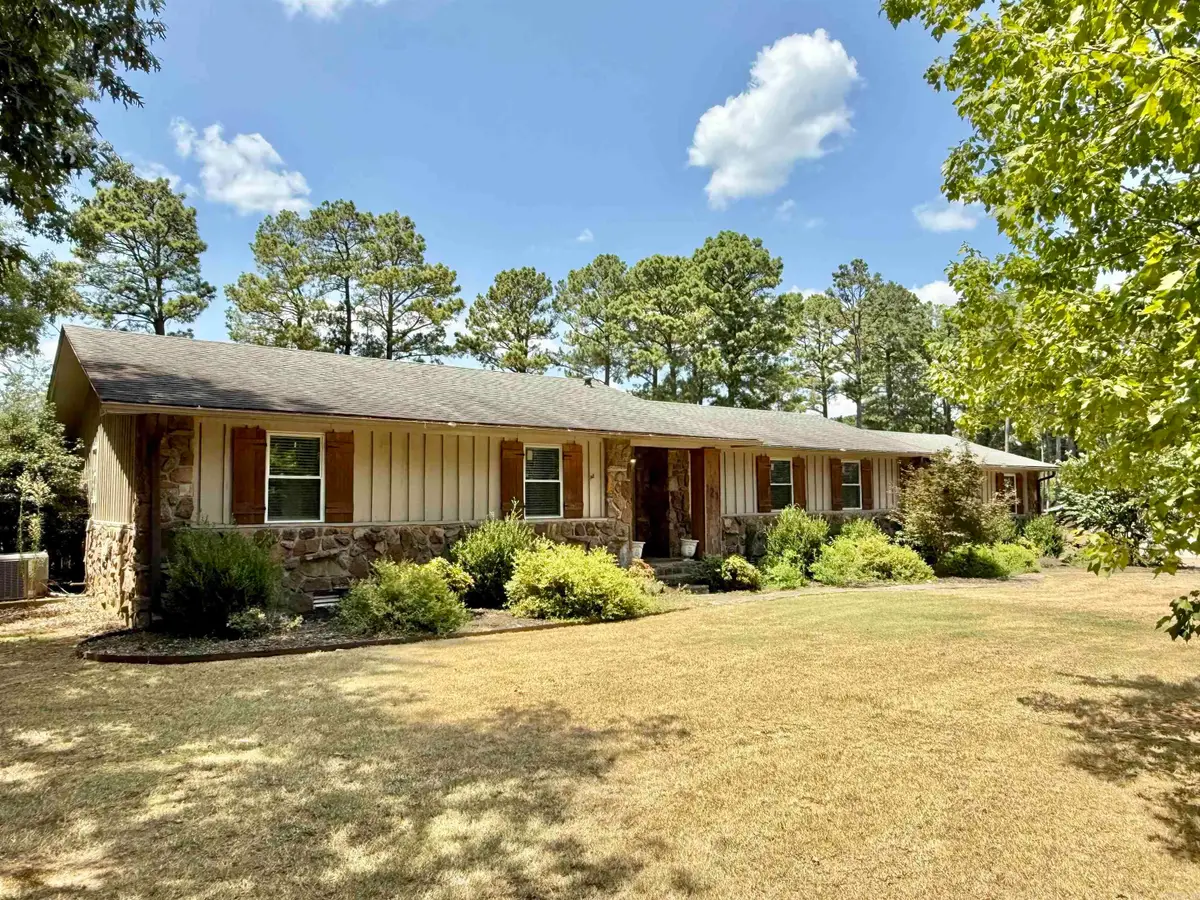 121 Longleaf Dr, Searcy, AR 72143 - #1