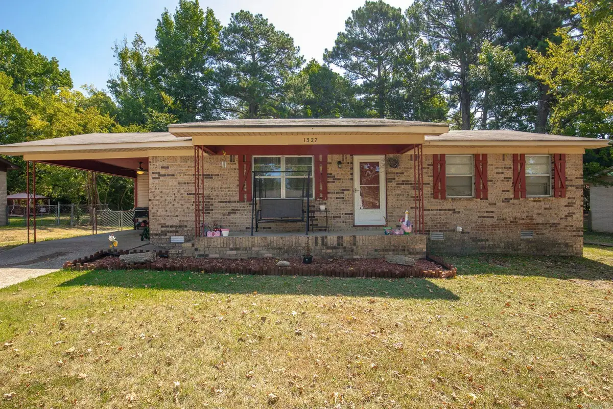 1327 Nottingham, Malvern, AR 72104 - #1