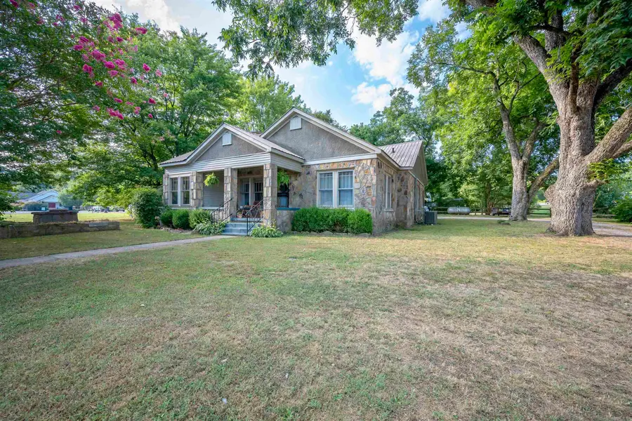 20 Moore Avenue, Batesville, AR 72501 - #2