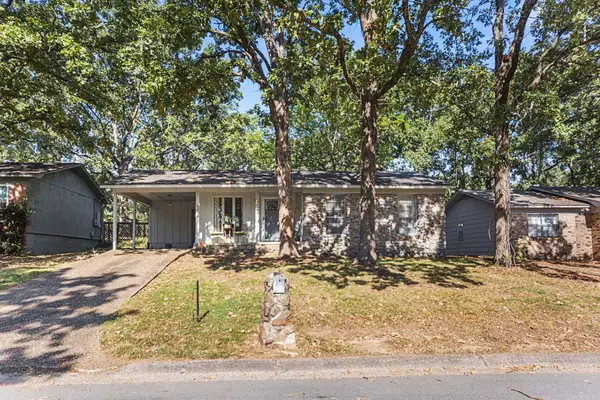 8917 Merrymen Drive, Sherwood, AR 72120