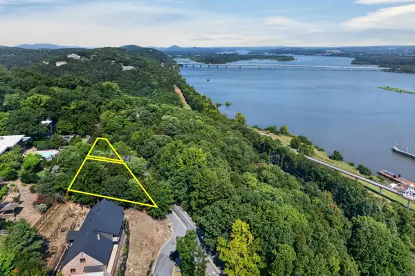 000 Overlook Drive, Little Rock, AR 72207