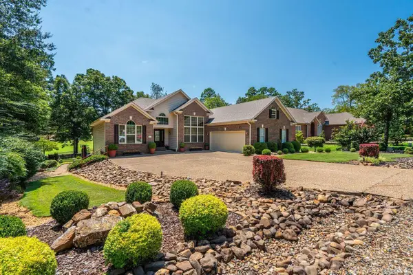 13 Fachado Drive, Hot Springs Village, AR 71909