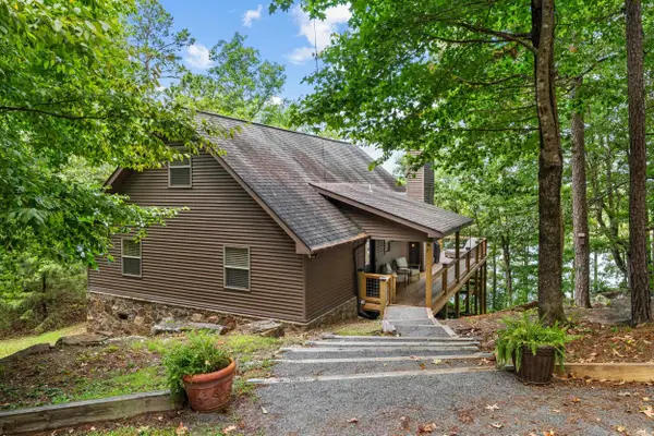 300 Sally Ann Drive, Shirley, AR 72088