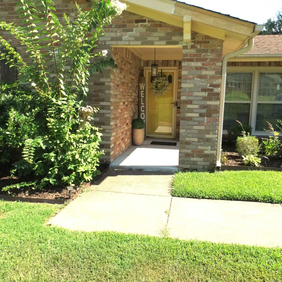 2504 W 42nd Avenue, Pine Bluff, AR 71603 - #2