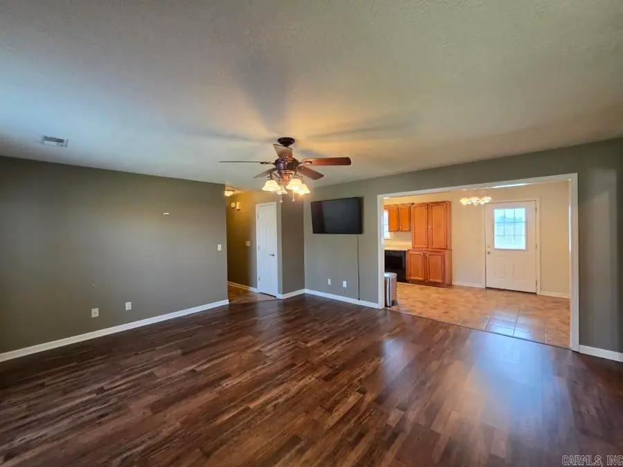 1325 Cherokee St, Wynne, AR 72396 - #3