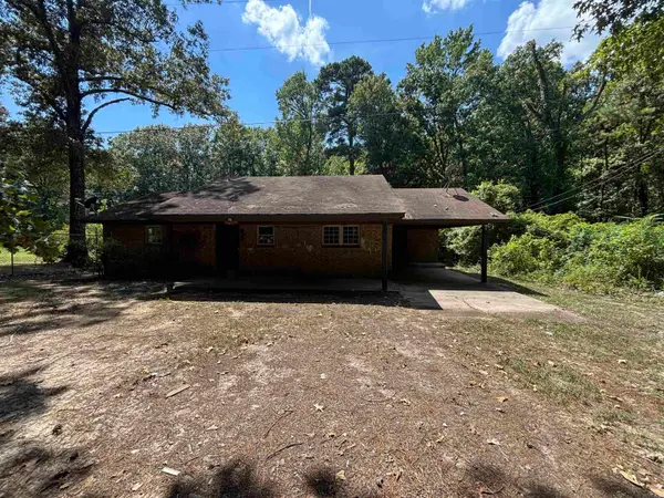 4200 Sundown Lane, Pine Bluff, AR 71602