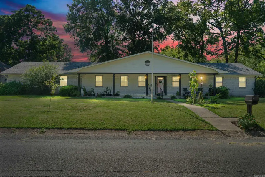 11 Deerwood Dr, Conway, AR 72034 - #3