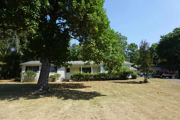 1310 Headlee Dr, Searcy, AR 72143