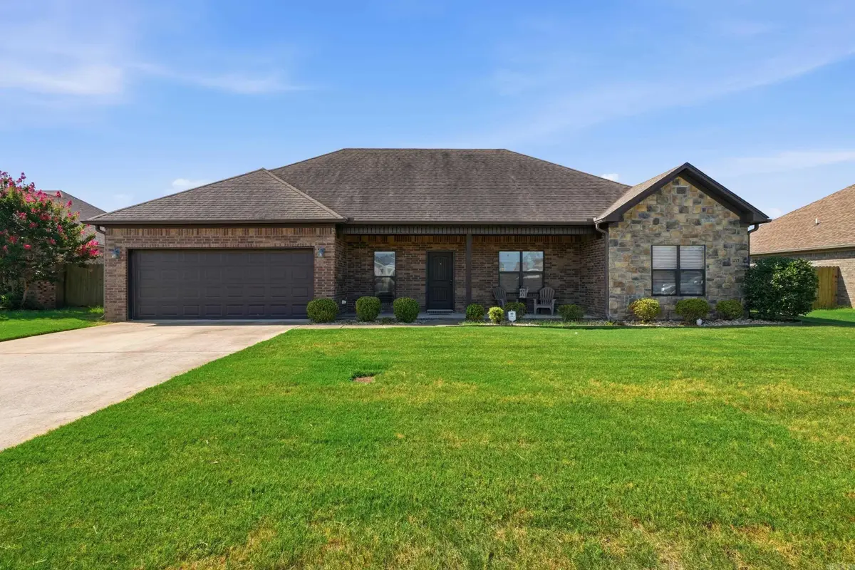 1215 Bird Song Dr, Conway, AR 72032 - #1