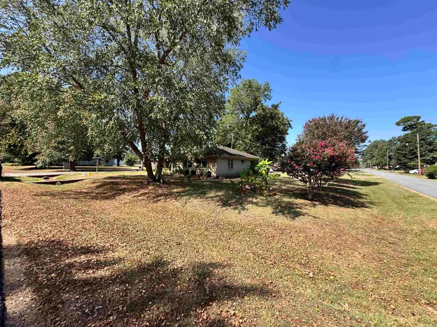 208 N Prairie Street, Hazen, AR 72064 - #3