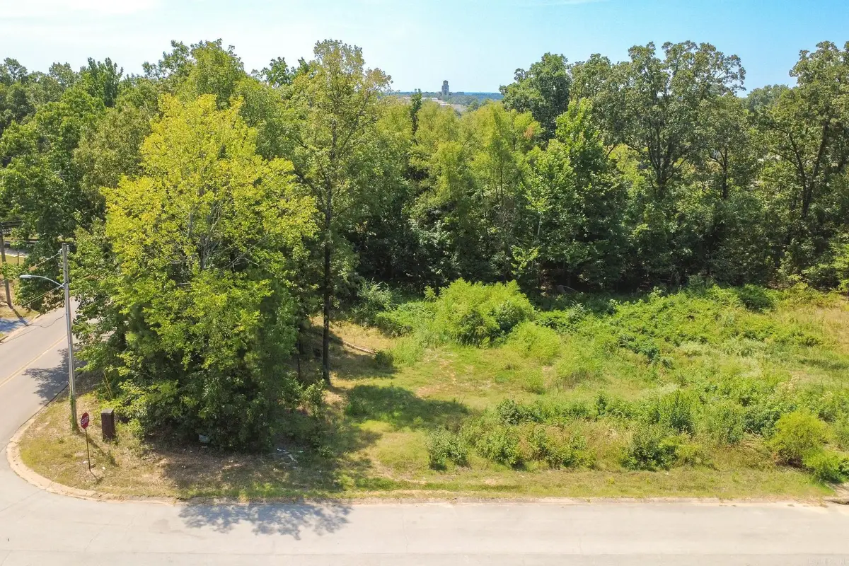 1 Alex Drive, Jonesboro, AR 72401 - #1