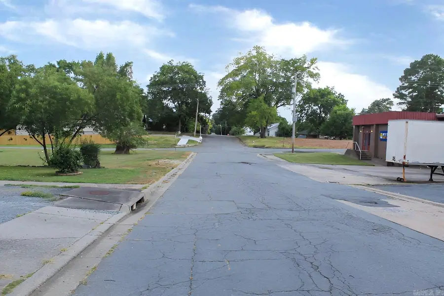2012 Poplar Street, North Little Rock, AR 72114 - #2