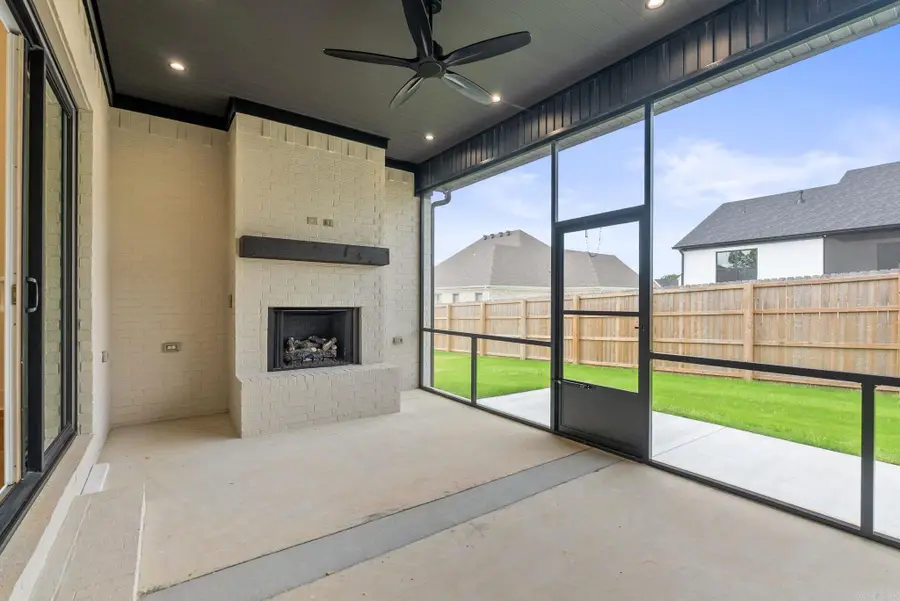 1675 Nantucket, Conway, AR 72034 - #2