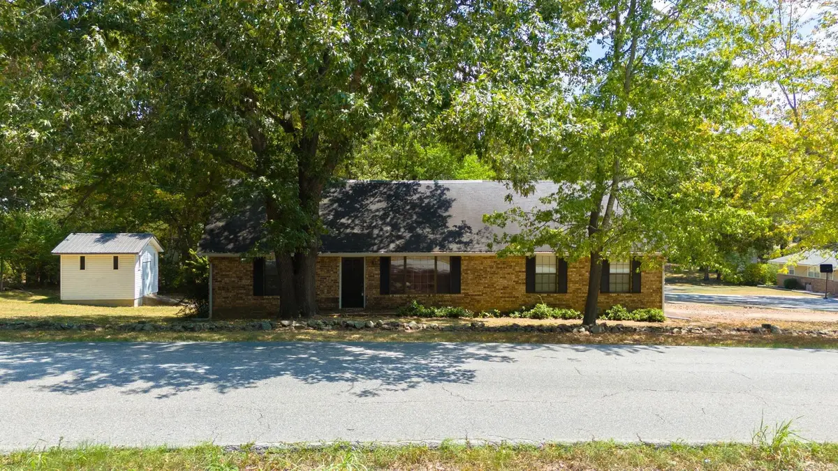 3015 Debra, Batesville, AR 72501 - #1