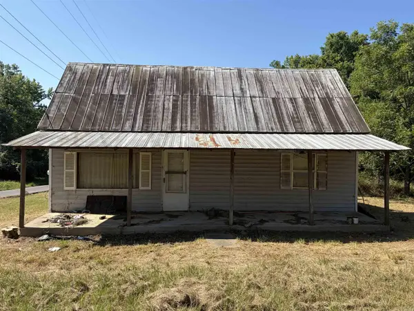 407 Deridder Avenue, Mena, AR 71953
