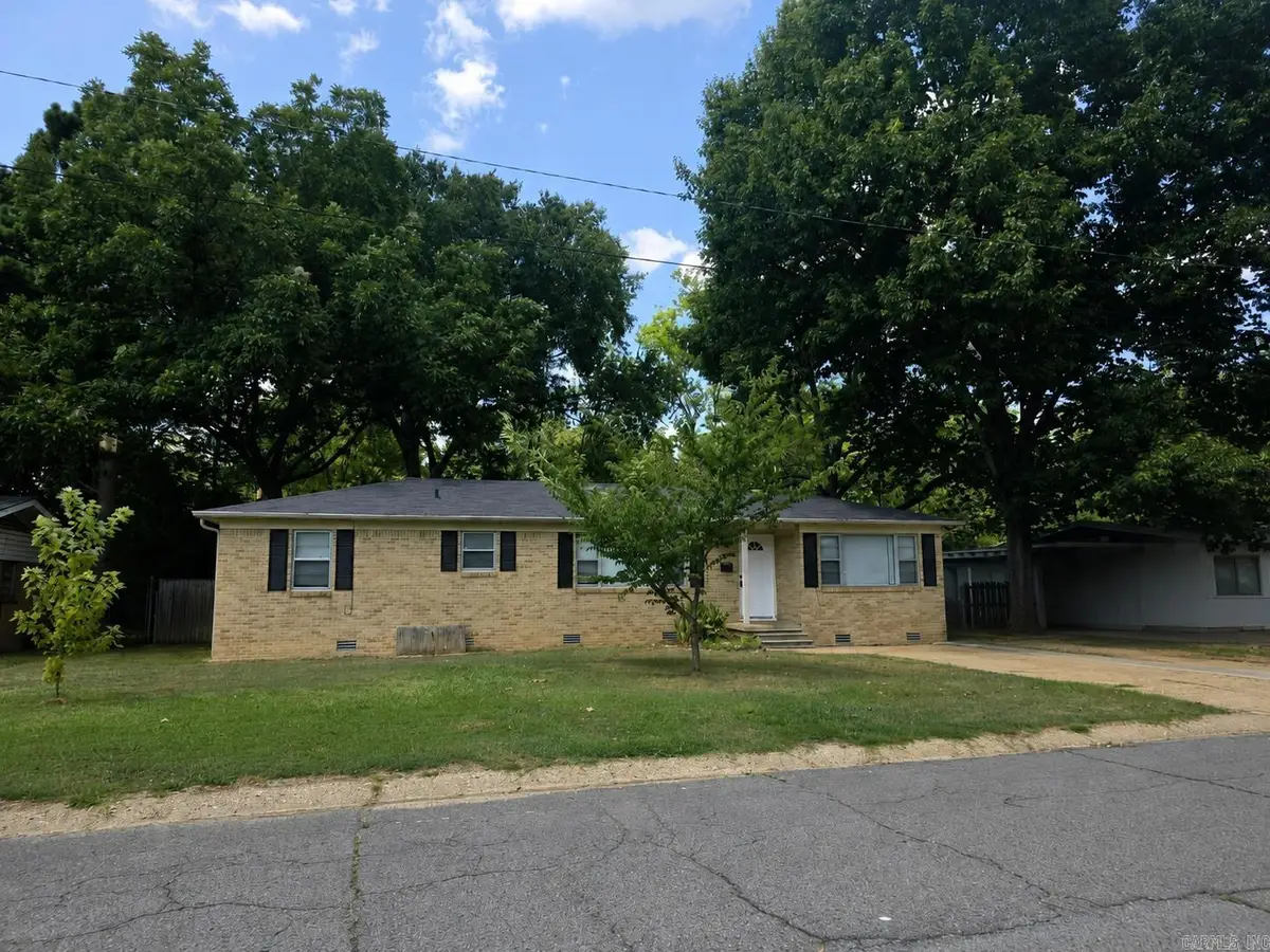 2106 Independence Avenue, Conway, AR 72034 - #1