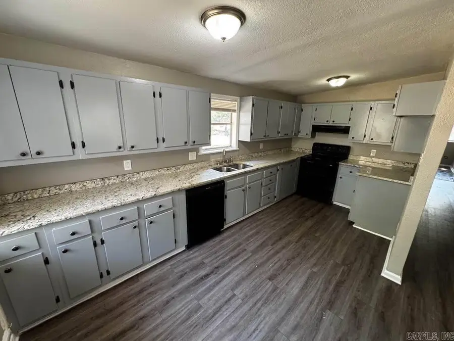 Address Withheld By Seller, Little Rock, AR 72209 - #2