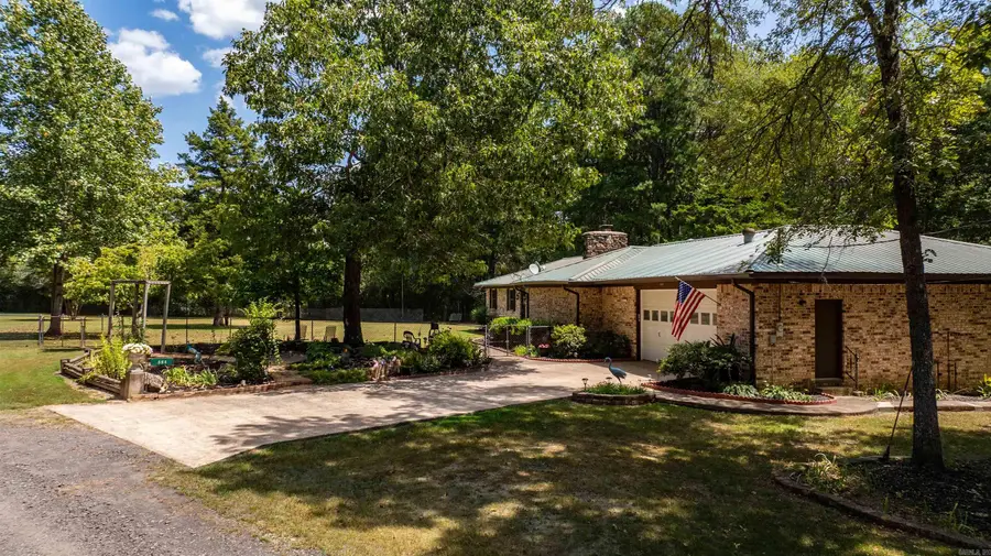 564 Green Tree Road, Clinton, AR 72031 - #2