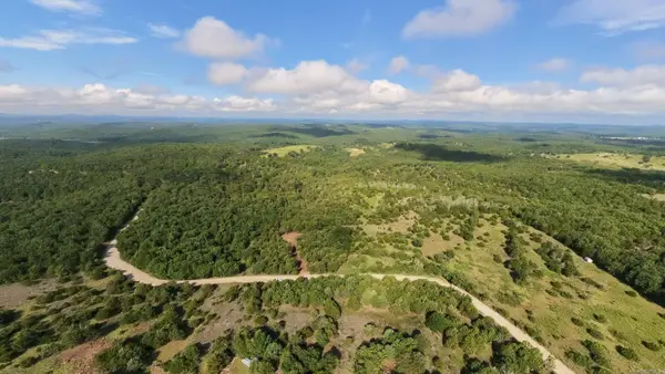 000 County Road 477, Clarkridge, AR 72623