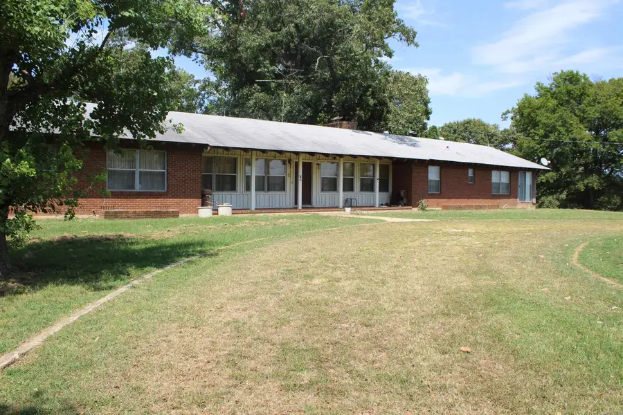 136 Fowler Road, Nashville, AR 71852 - #2