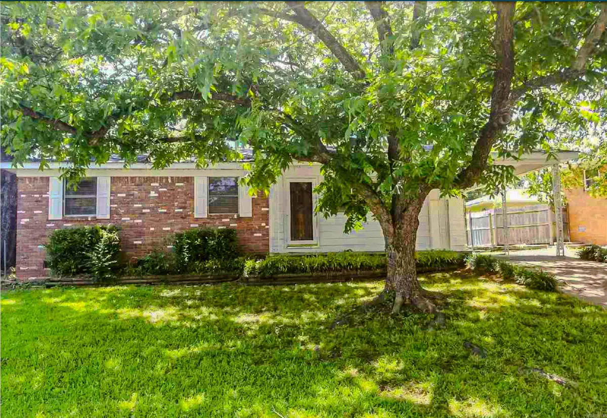 206 Steven Dr, Little Rock, AR 72205 - #1