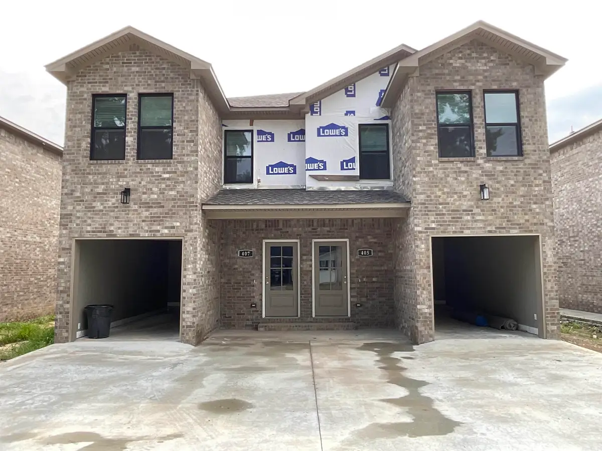405 & 407 Church Street, Lonoke, AR 72086 - #1