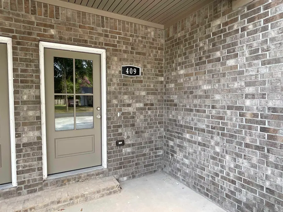 409 & 411 Church Street, Lonoke, AR 72086 - #3