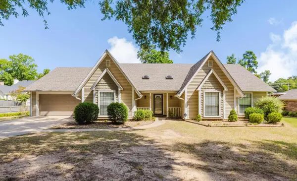 2004 N Fox Trail, Benton, AR 72019