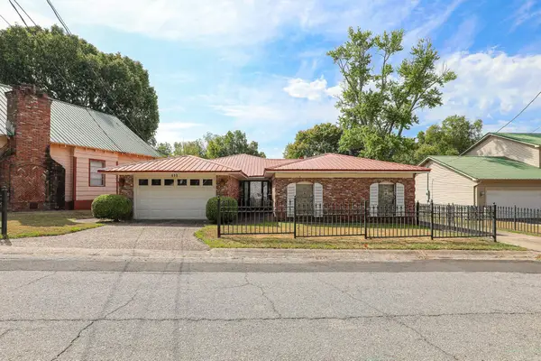 412 & 404 White St, Benton, AR 72015