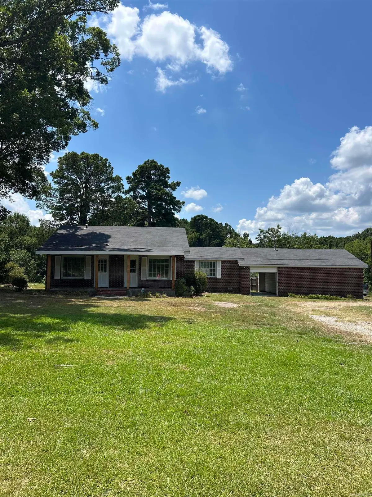 3665 W Hillsboro St, El Dorado, AR 71730 - #1