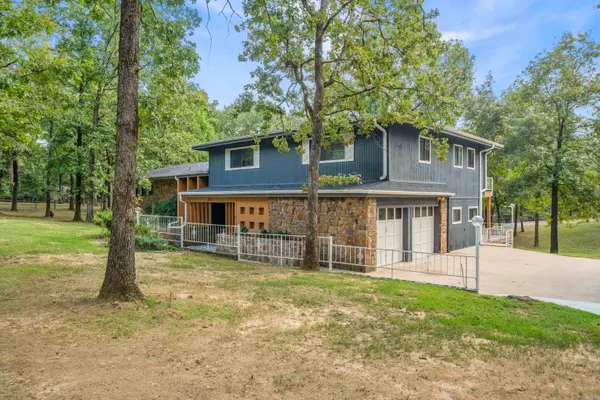 208 Southshore Drive, Hot Springs, AR 71913