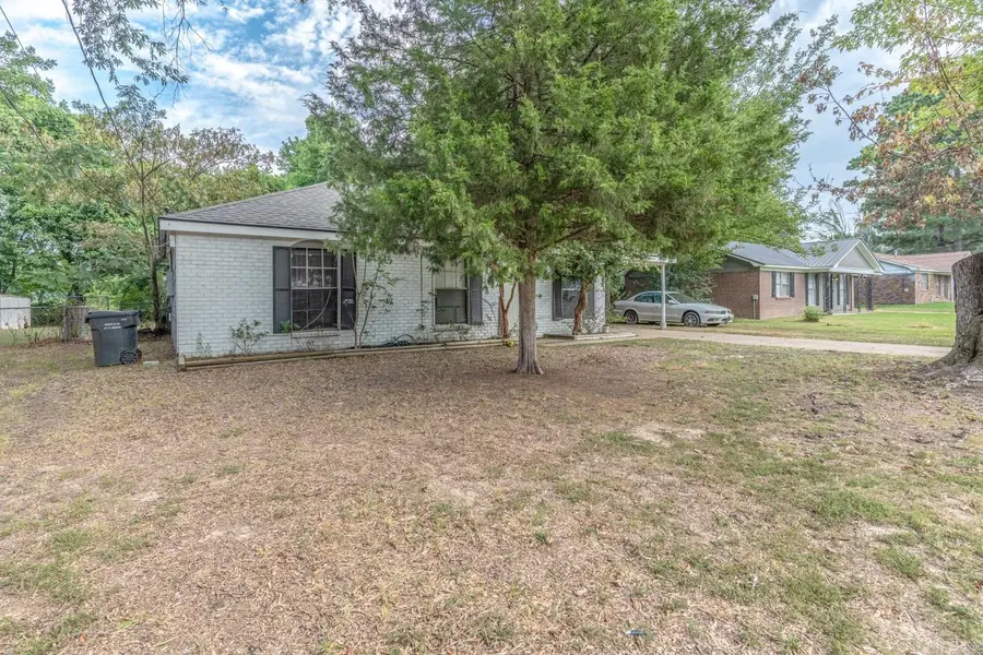 304 W Alpine St, Jonesboro, AR 72401 - #3
