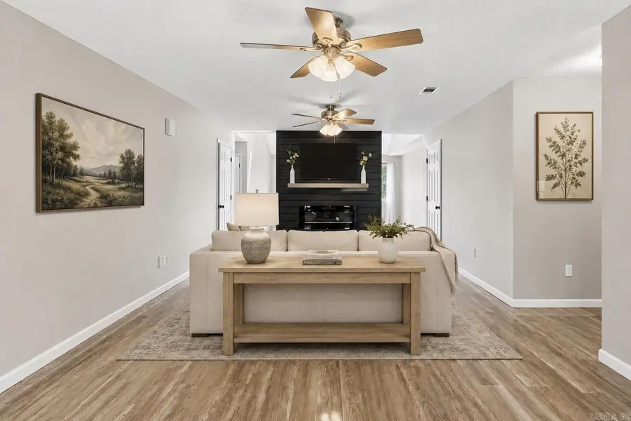 117 W Lea Circle, Bryant, AR 72022 - #3
