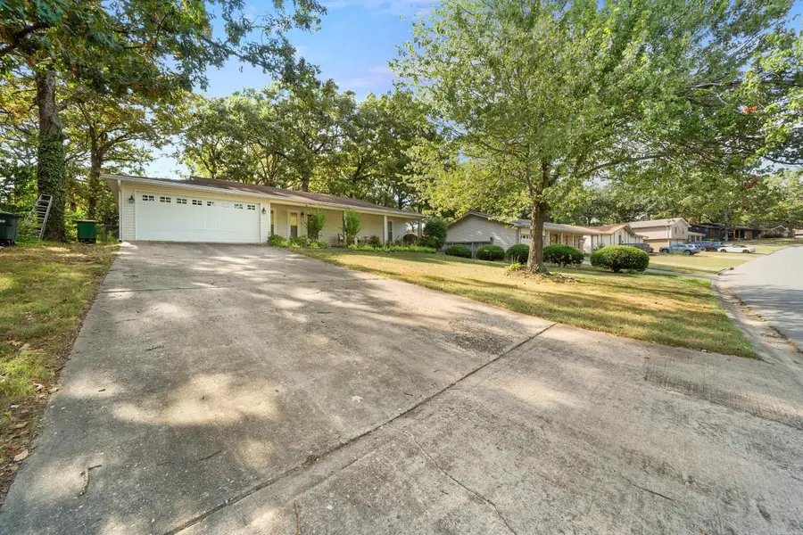 109 N Beverly Avenue, Sherwood, AR 72120 - #3