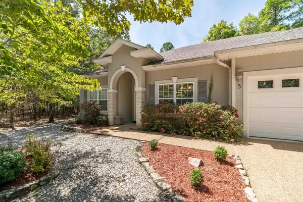 3 Jaguar Ln, Hot Springs Village, AR 71909