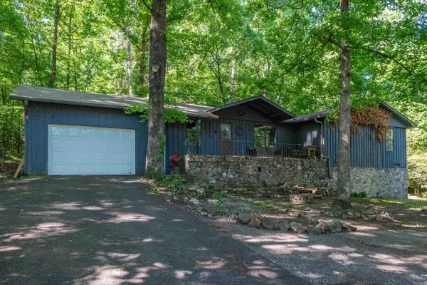 210 Lawrence Lane, Hot Springs, AR 71913