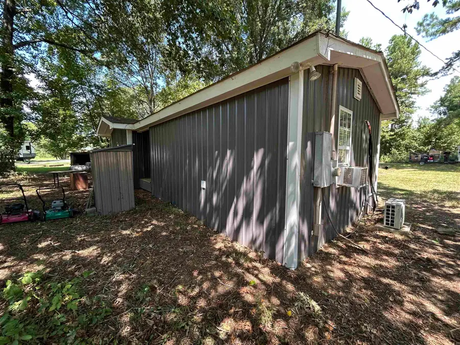 16 Garden Road, Morrilton, AR 72110 - #3