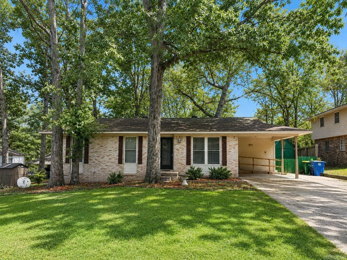 28 Sallisaw Circle, North Little Rock, AR 72116 - #1