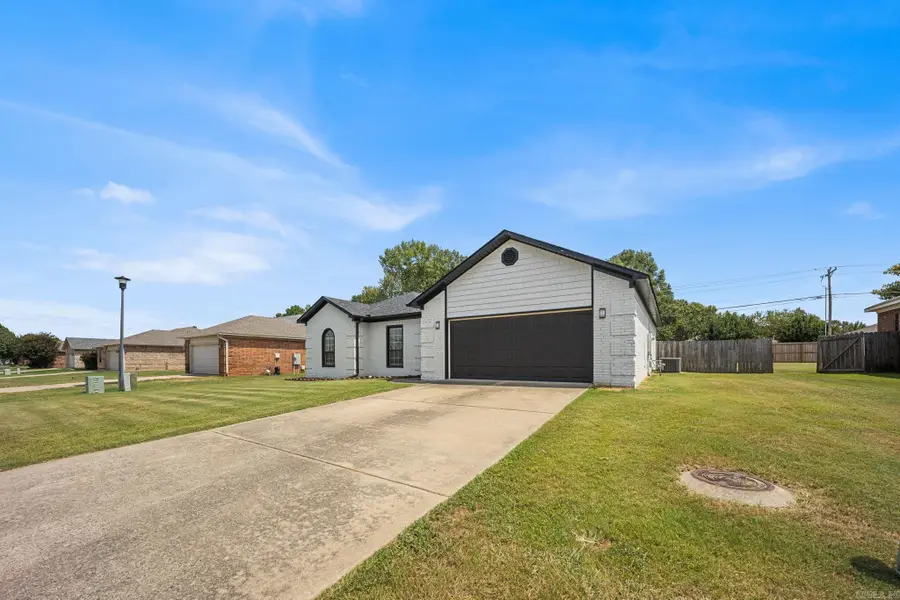 2422 Bluestone Dr, Cabot, AR 72023 - #3