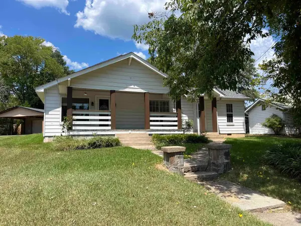 624 E Broadway Street, Glenwood, AR 71943