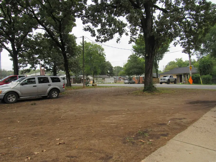 4611 Pike Ave, North Little Rock, AR 72118 - #3
