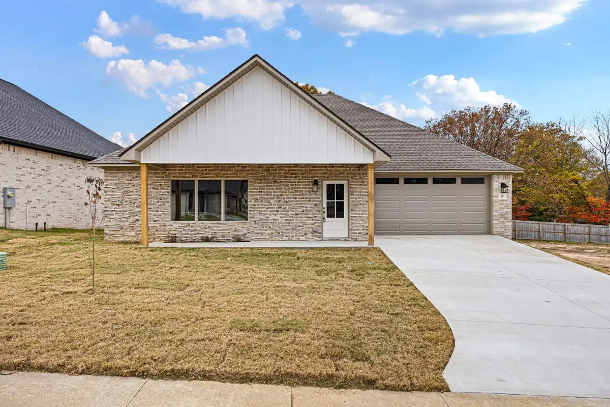 Address Withheld By Seller, Russellville, AR 72802 - #1