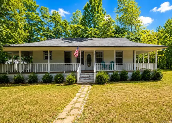 1000 Oak Grove Avenue, Mena, AR 71953