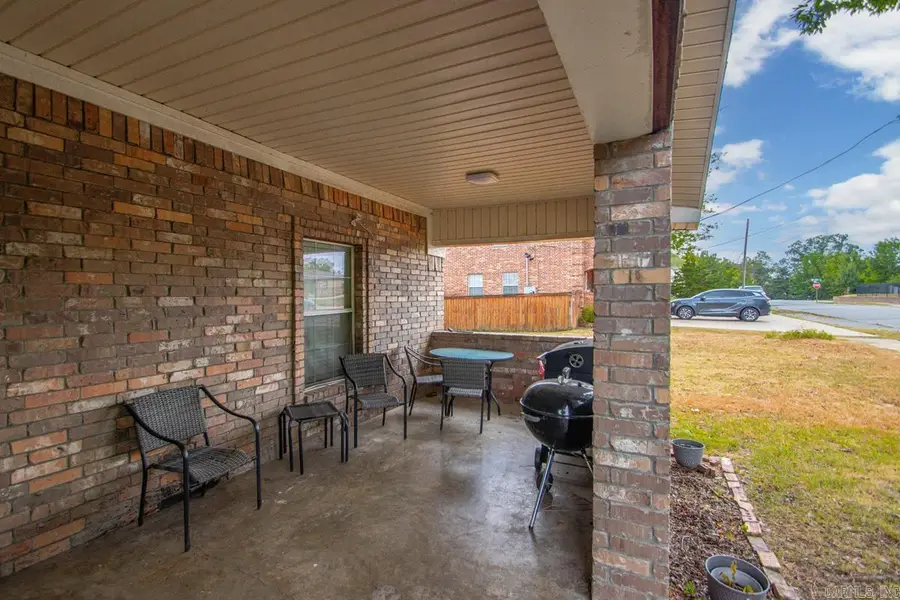 1101 Valmar Street, Little Rock, AR 72204 - #3
