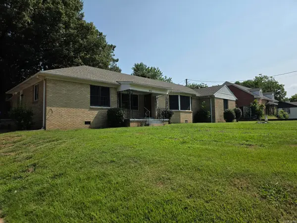 805 W Court, Paragould, AR 72450