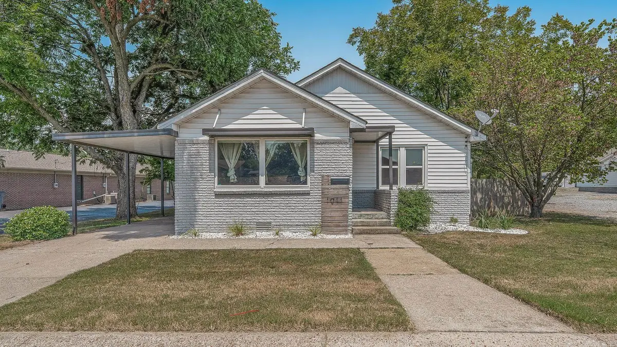 1011 W Court Street, Paragould, AR 72450 - #1