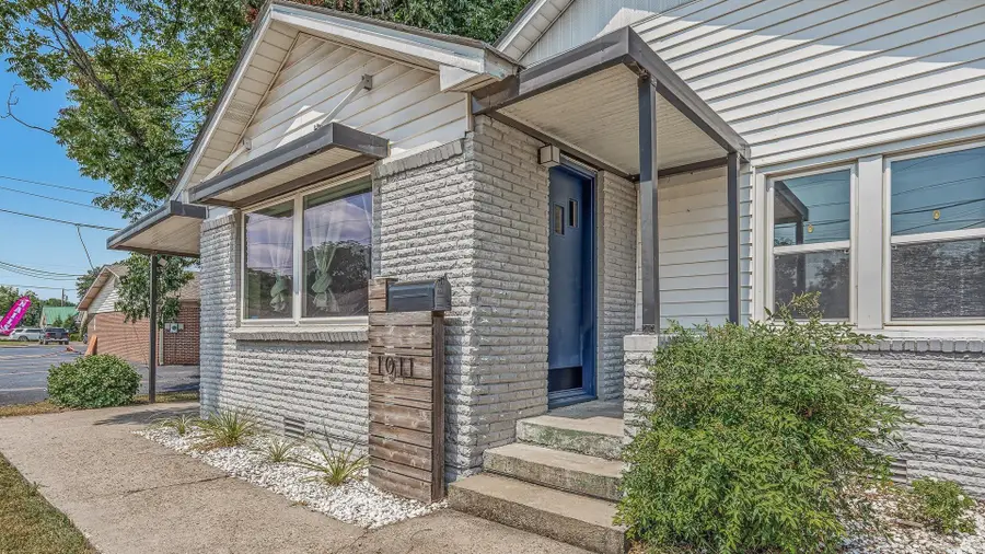 1011 W Court Street, Paragould, AR 72450 - #2